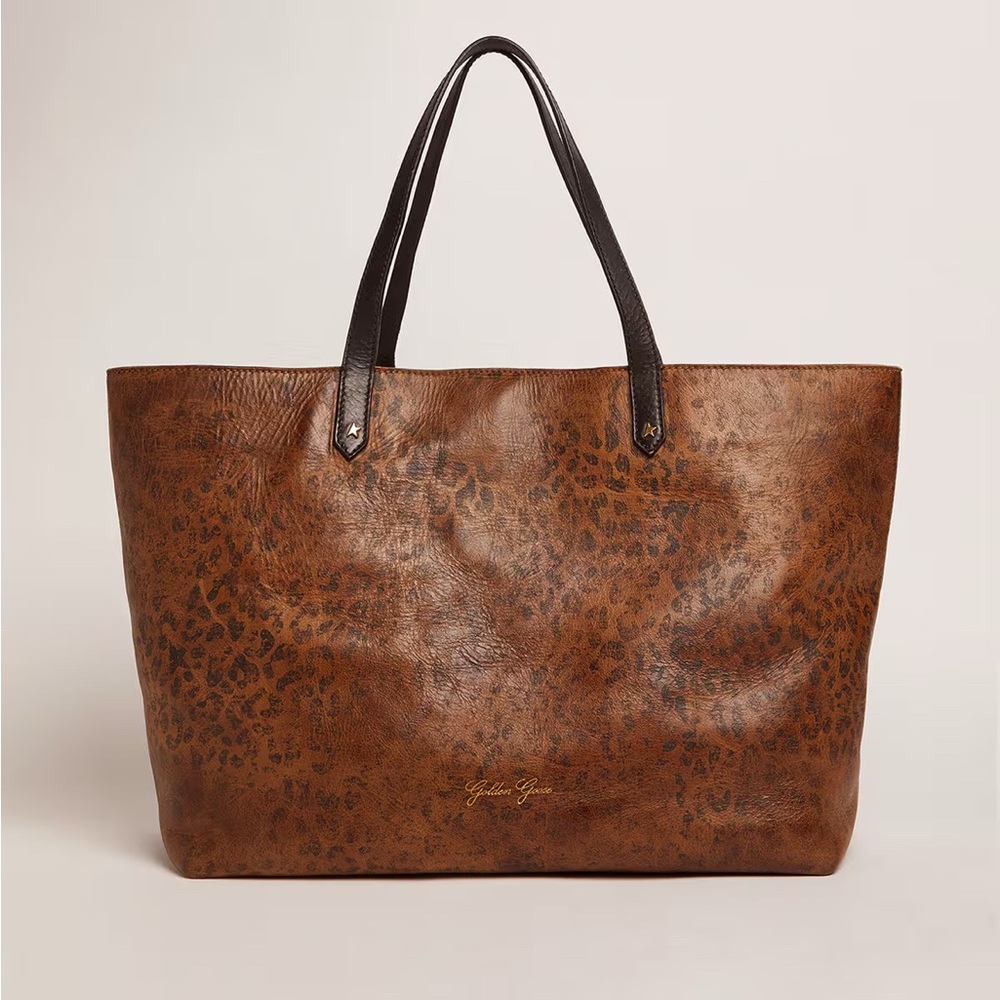 Golden Goose Pasadena shoulder bag. With dust bag! And paperwork.